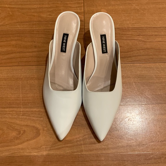 Nine West heels - Picture 1 of 3